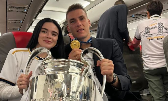 Emotional Victory: Andriy Lunin Dedicates Champions League Win to His Wife