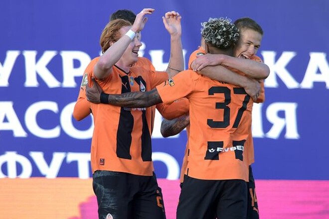 Dramatic Cup Final: Shakhtar Triumphs Over Vorskla 2-1