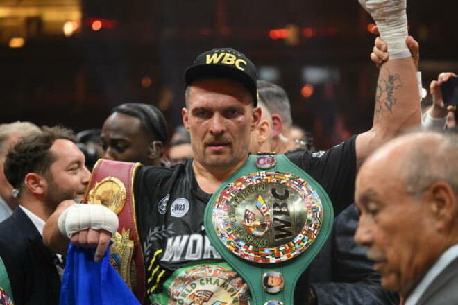 Usyk Defies Critics, Becomes Undisputed Heavyweight Champion Against Fury